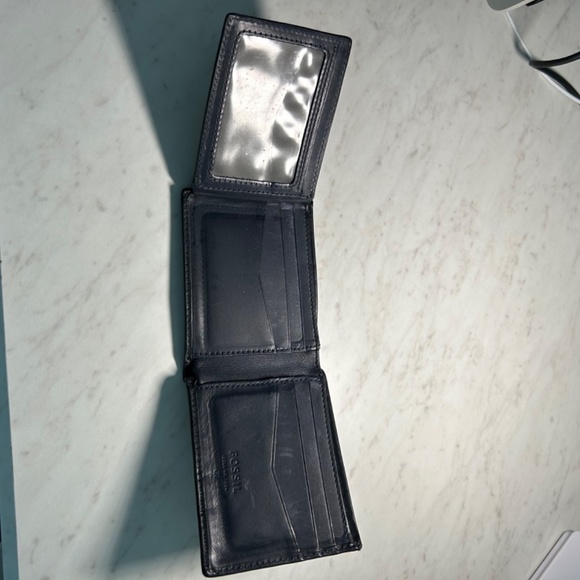 Fossil Black Leather Wallet - Picture 5 of 5
